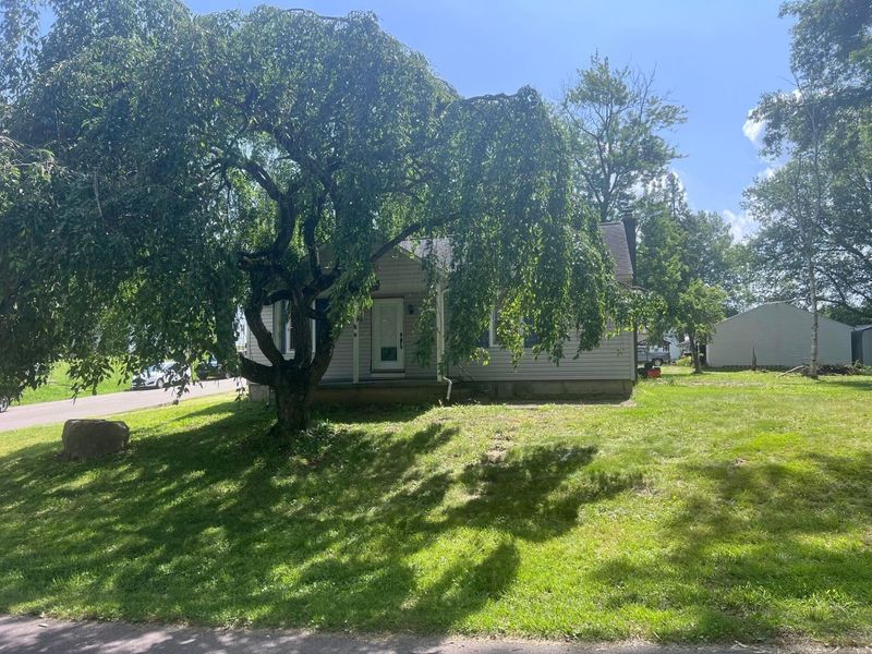 318 N Granville Street, Baltimore, OH 43105 Photo 1