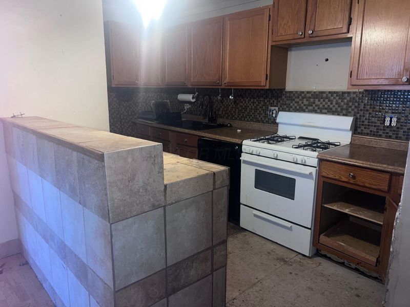 318 N Granville Street, Baltimore, OH 43105 Photo 9