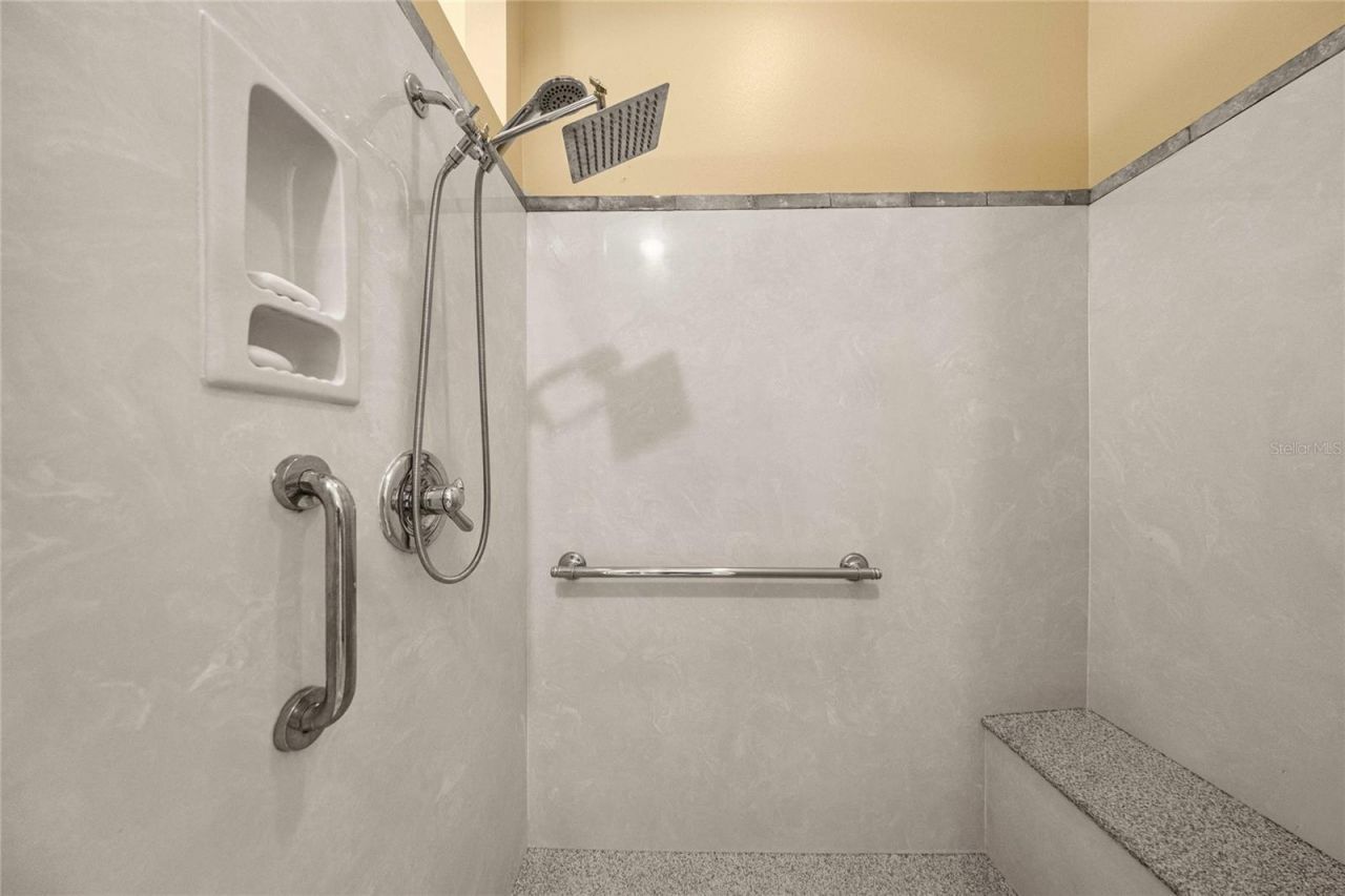 8481 SE 168th Kittredge Loop, The Villages, FL 32162 Photo
