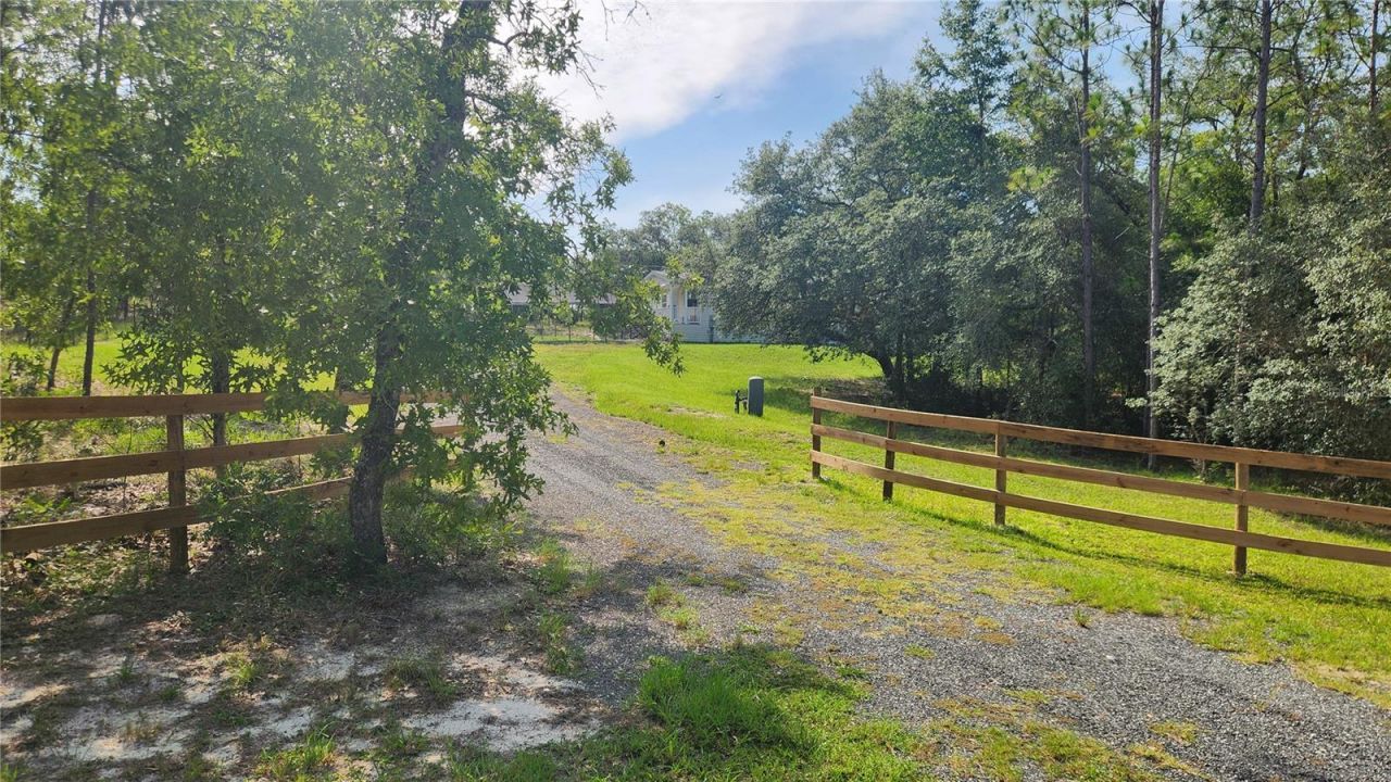 2251 SE 146th Circle , Morriston, FL 32668 Photo