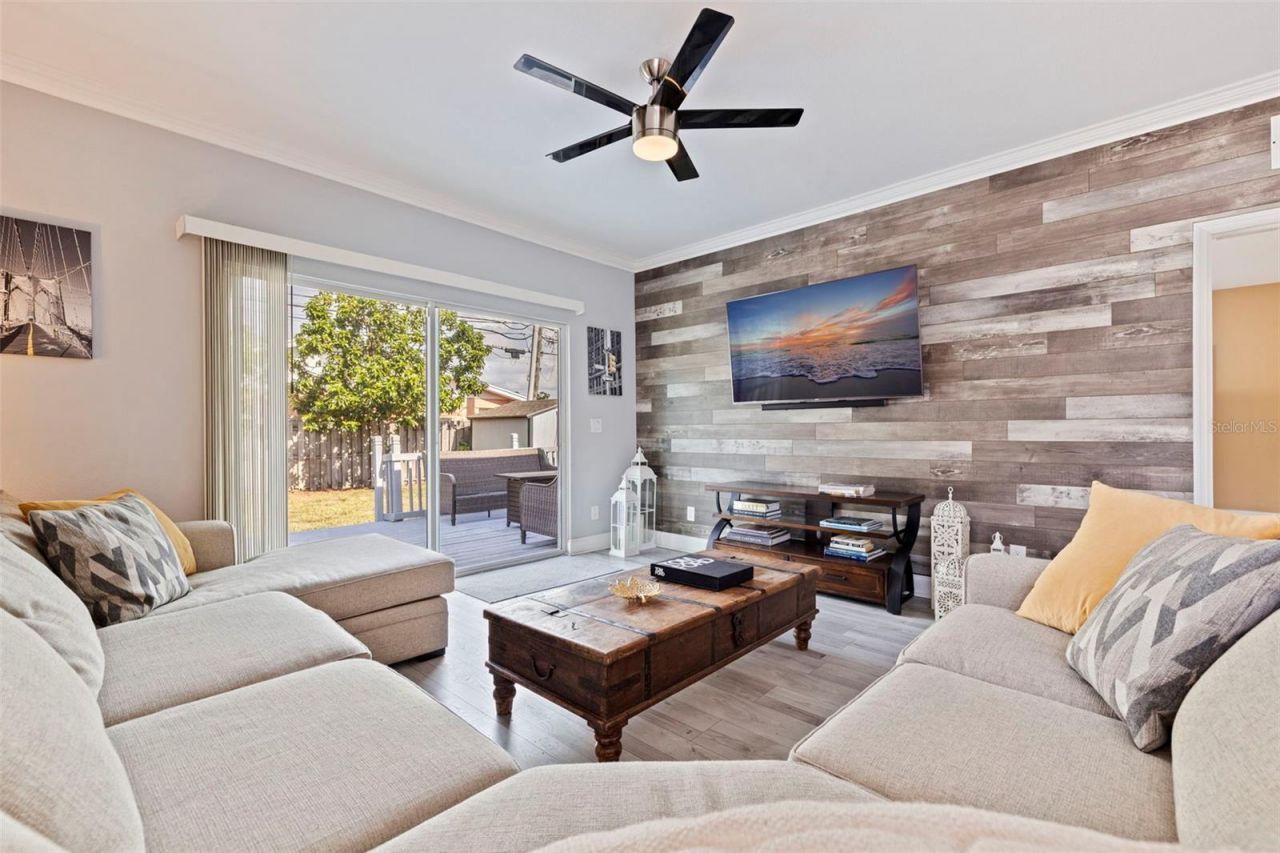 3110 15th Street N, Saint Petersburg, FL 33704 Photo