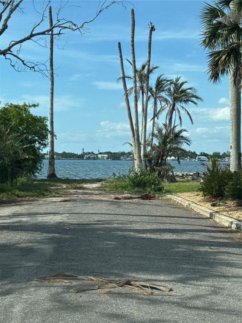 117 29th Street W, Bradenton, FL 34205 Photo