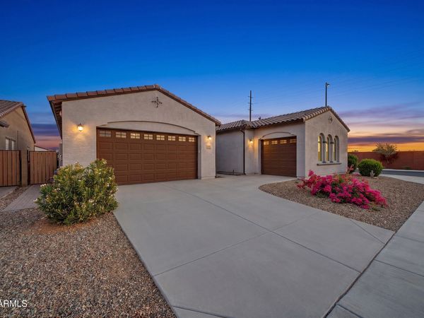 256 E GEMINI Place, Chandler, AZ 85249