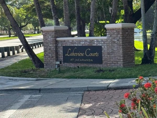 9267 W Sunrise Blvd , Plantation, FL 33322
