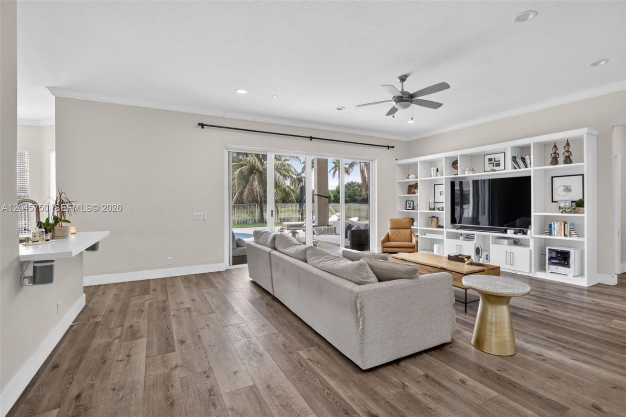 981 Waterside Cir, Weston, FL 33327 Photo