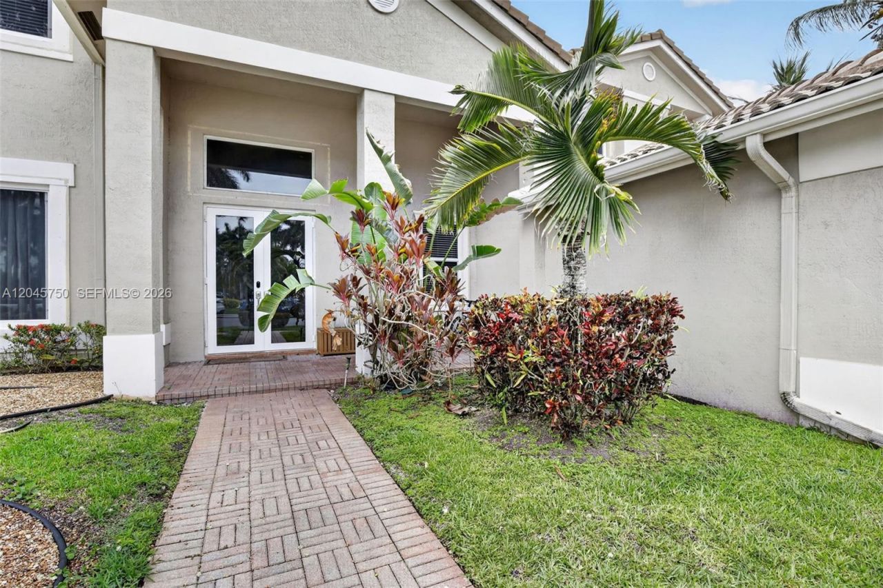 981 Waterside Cir, Weston, FL 33327 Photo