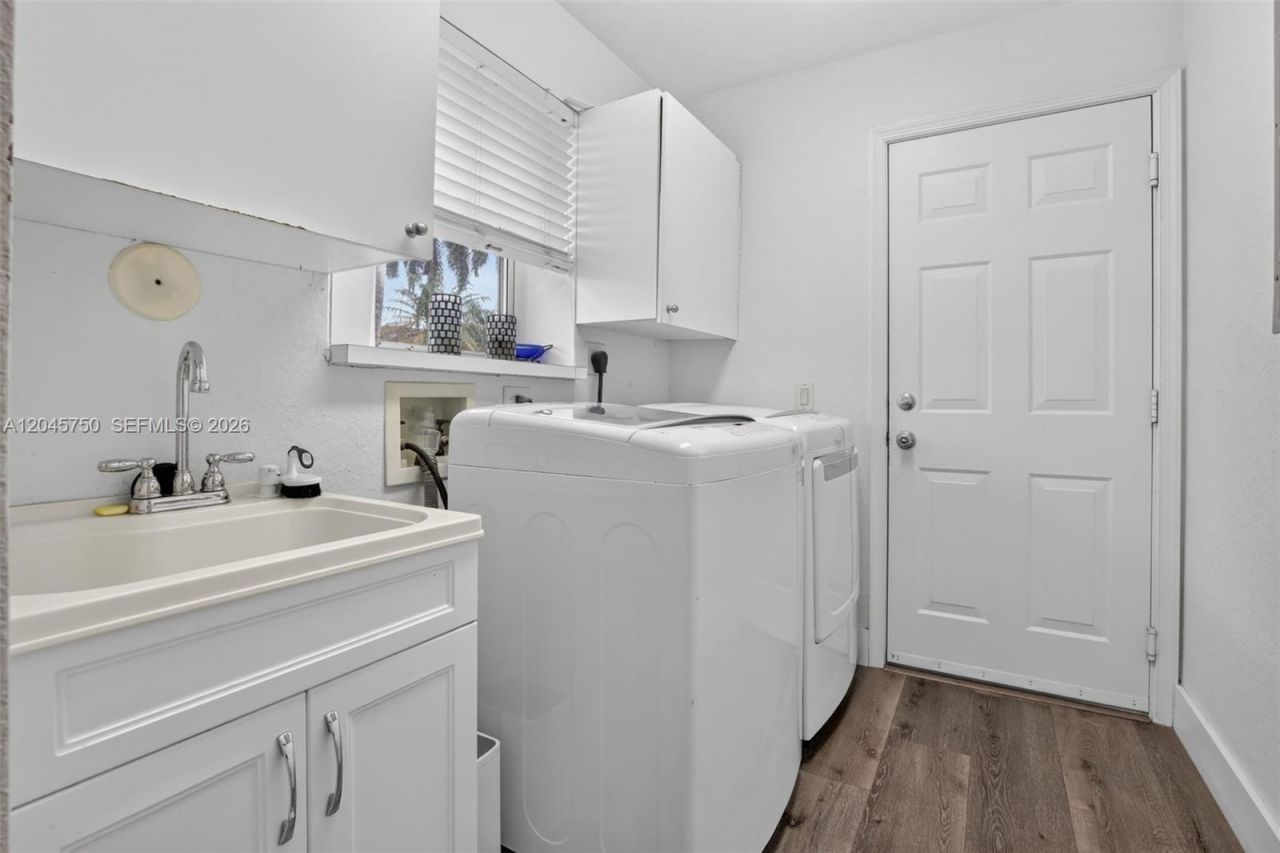 981 Waterside Cir, Weston, FL 33327 Photo