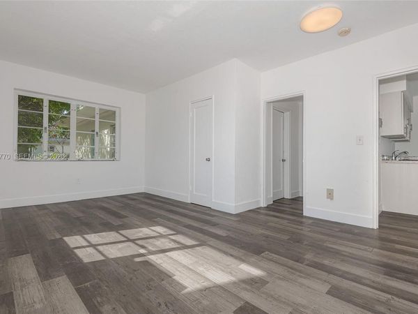 8340 Crespi Blvd , Unit 20, Miami Beach, FL 33141