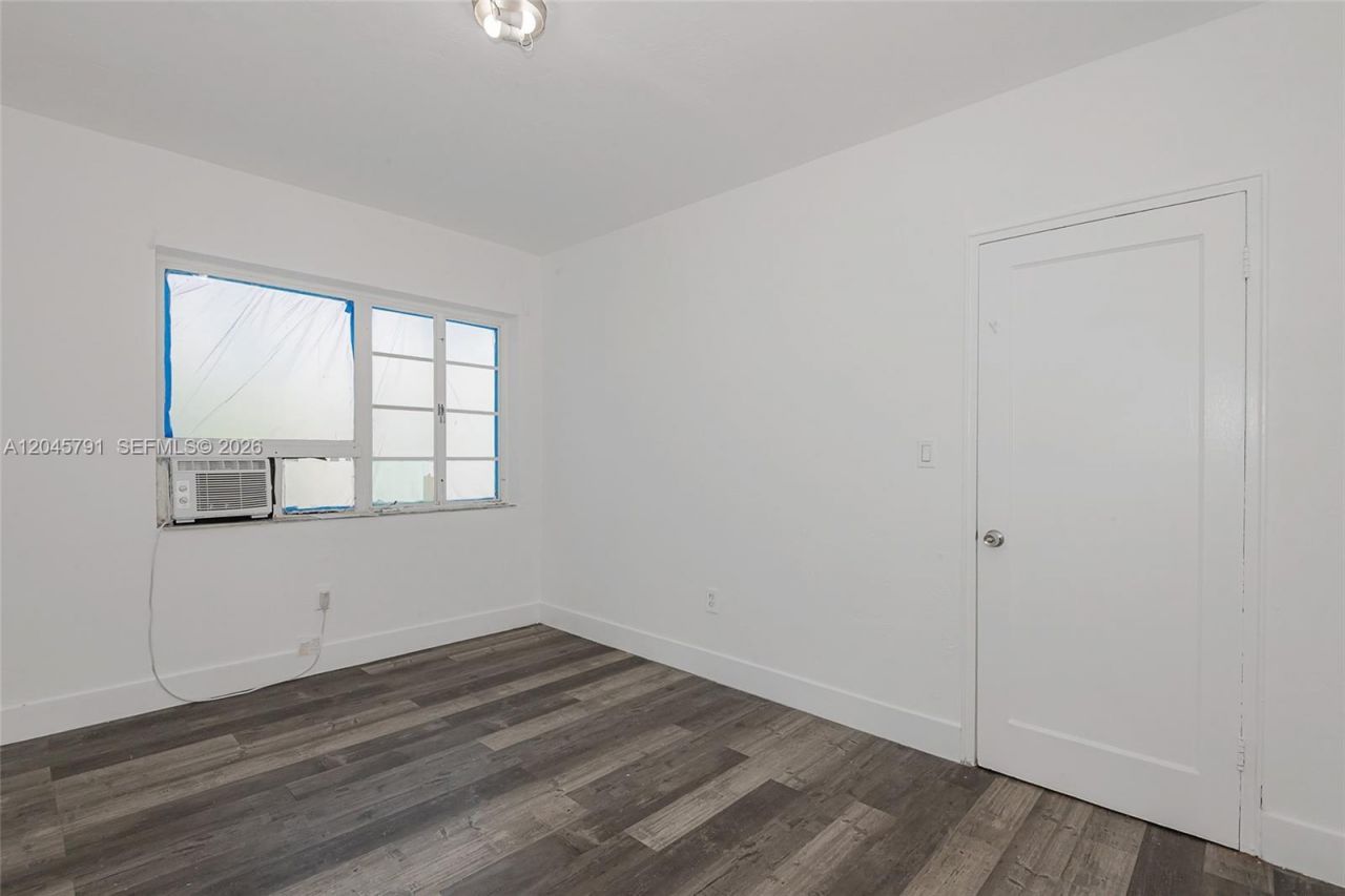 8340 Crespi Blvd , Unit 20, Miami Beach, FL 33141 Photo