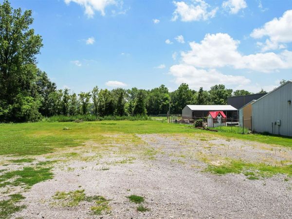 307 E Boyton Street, Marion, IL 62959