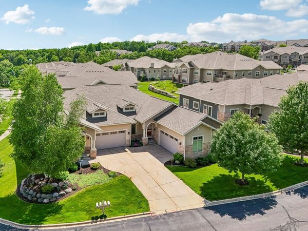 9007 Royal Oaks Circle, Madison, WI 53593