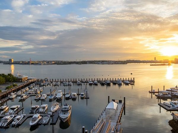 1 Harbor Shore Drive, Unit 6B, Boston, MA 02210