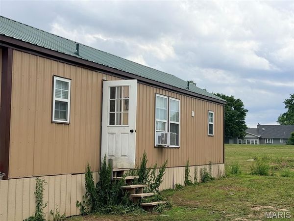 55224 Buffalo Lane , New London, MO 63459