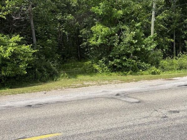 5296 county line road, Lenox Twp, MI 48050
