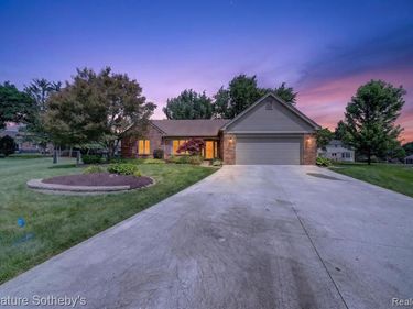 23499 Winthrop Court, Novi, MI 48375