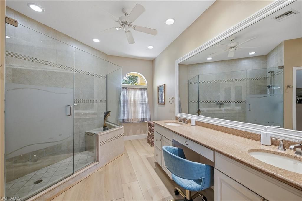 5900 Fountain Dr, Naples, FL 34119 Photo