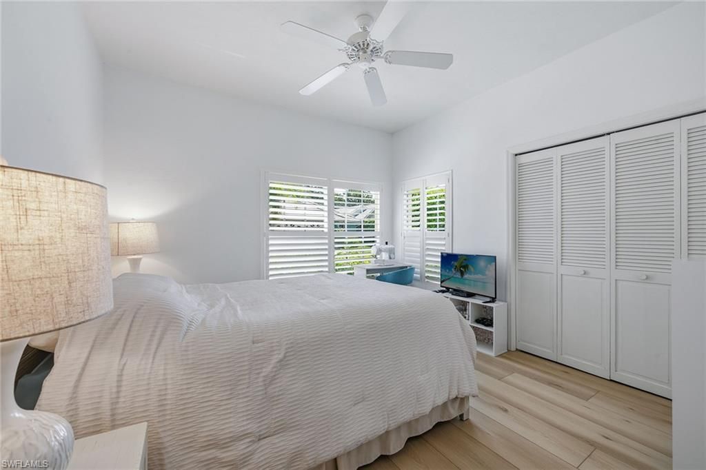 5900 Fountain Dr, Naples, FL 34119 Photo