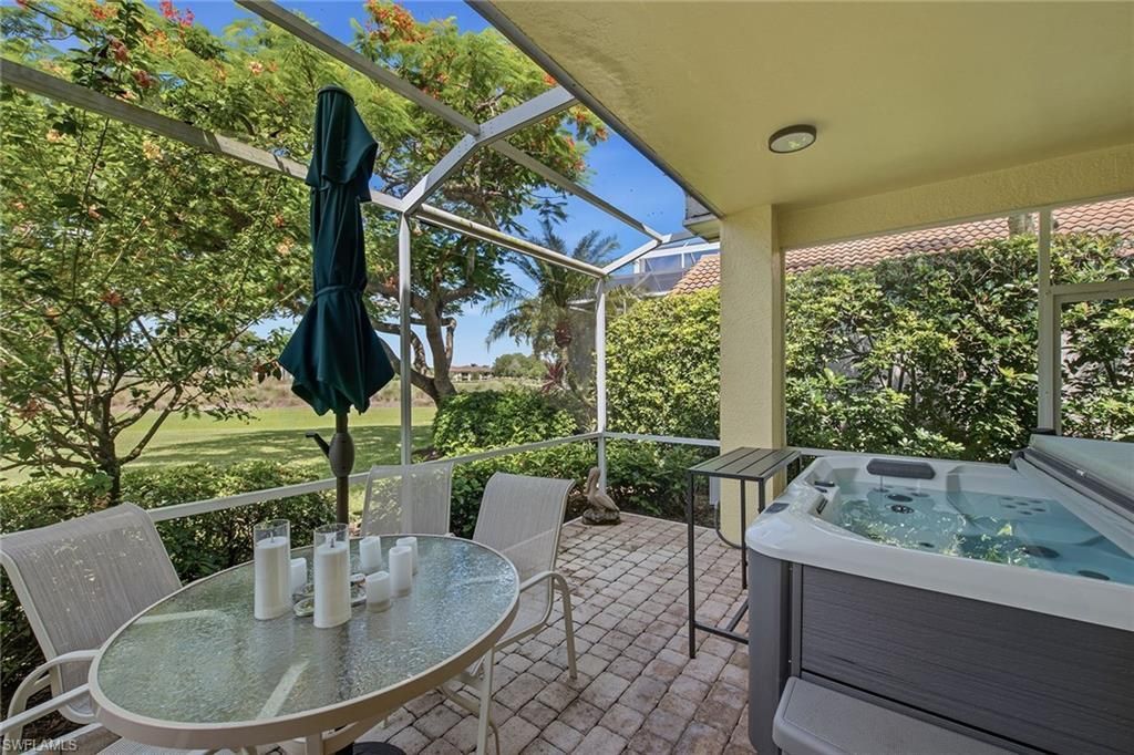 5900 Fountain Dr, Naples, FL 34119 Photo