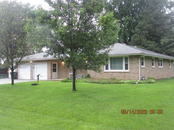23056 W Karl Avenue , Channahon, IL 60410