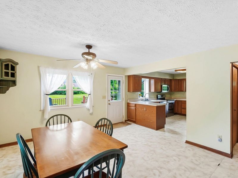 364 Park End Drive, Dayton, OH 45415 Photo 8