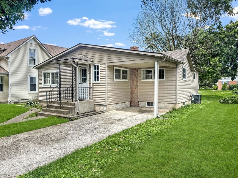 416 E Newell Street, West Liberty, OH 43357 Photo 4