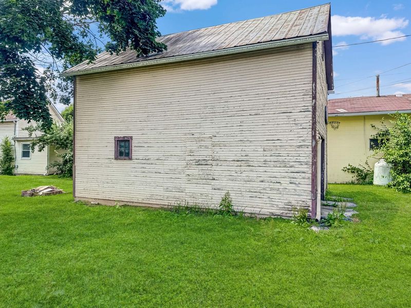 416 E Newell Street, West Liberty, OH 43357 Photo 8