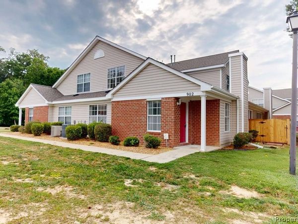 902 Miller Creek Lane , Newport News, VA 23602