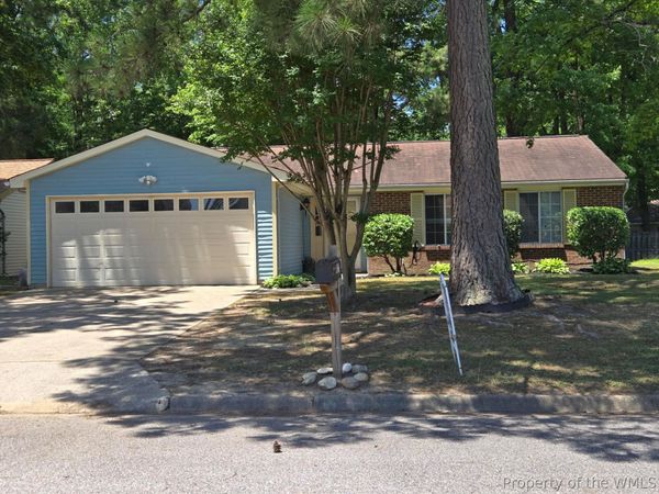 915 Cherry Creek Drive , Newport News, VA 23608