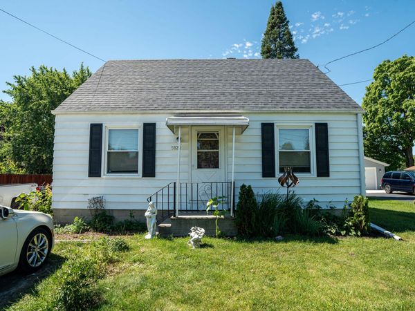 5121 85th St, Pleasant Prairie, WI 53158