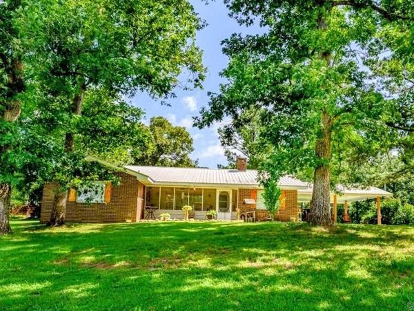 129 Blossom Lane, Mena, AR 71953