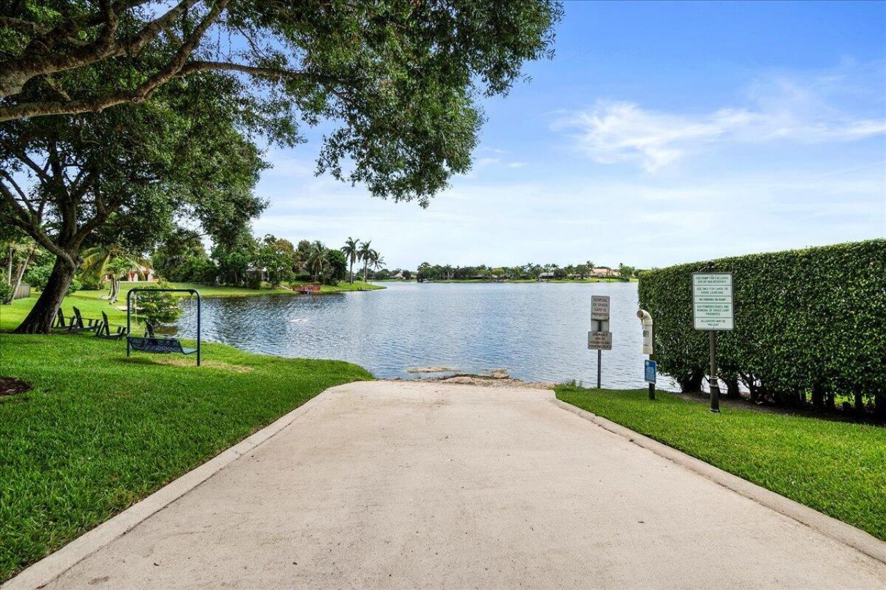 1560 Yachtman Place, Wellington, FL 33414 Photo