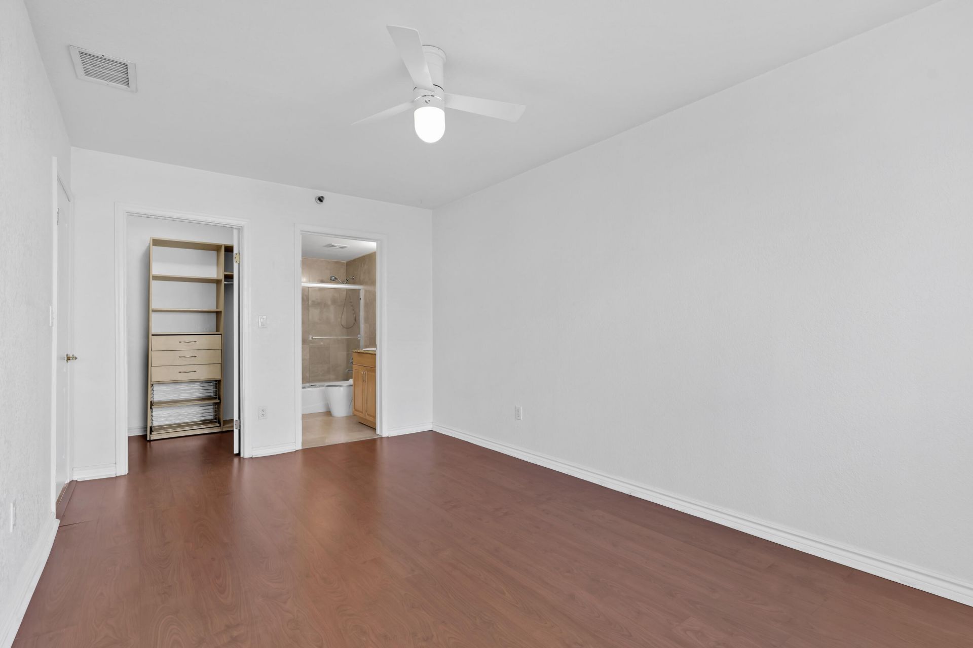 677 NE 24th Street, Unit 504, Miami, FL 33137 Photo