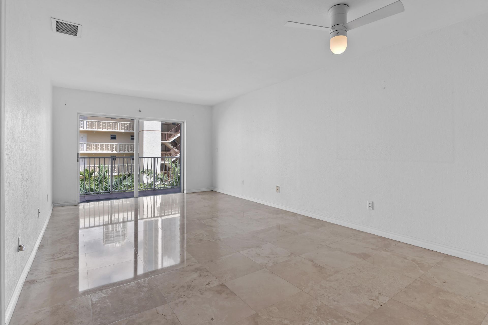 677 NE 24th Street, Unit 504, Miami, FL 33137 Photo