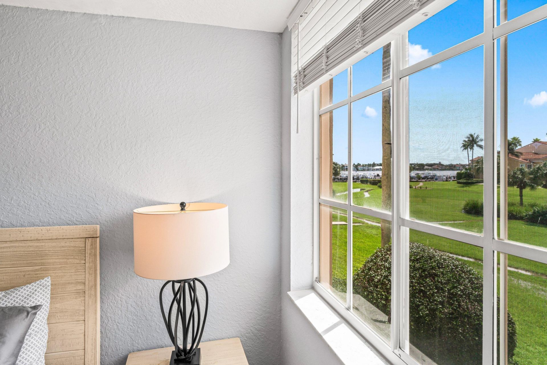 145 Yacht Club Way, Unit 210, Hypoluxo, FL 33462 Photo