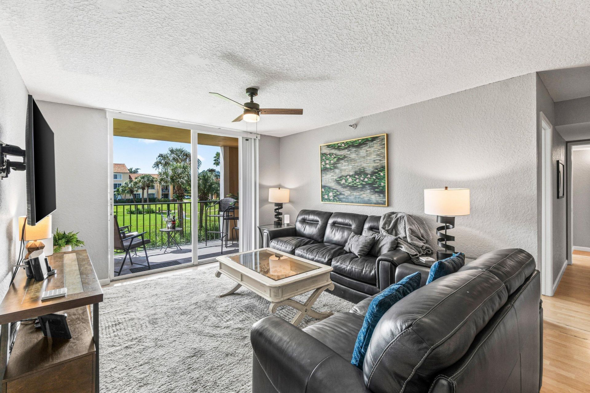 145 Yacht Club Way, Unit 210, Hypoluxo, FL 33462 Photo