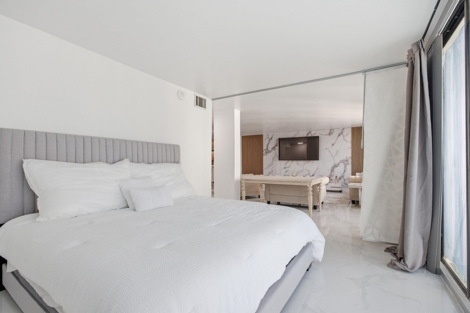 2101 S Ocean Drive, Unit 1507, Hollywood, FL 33019 Photo