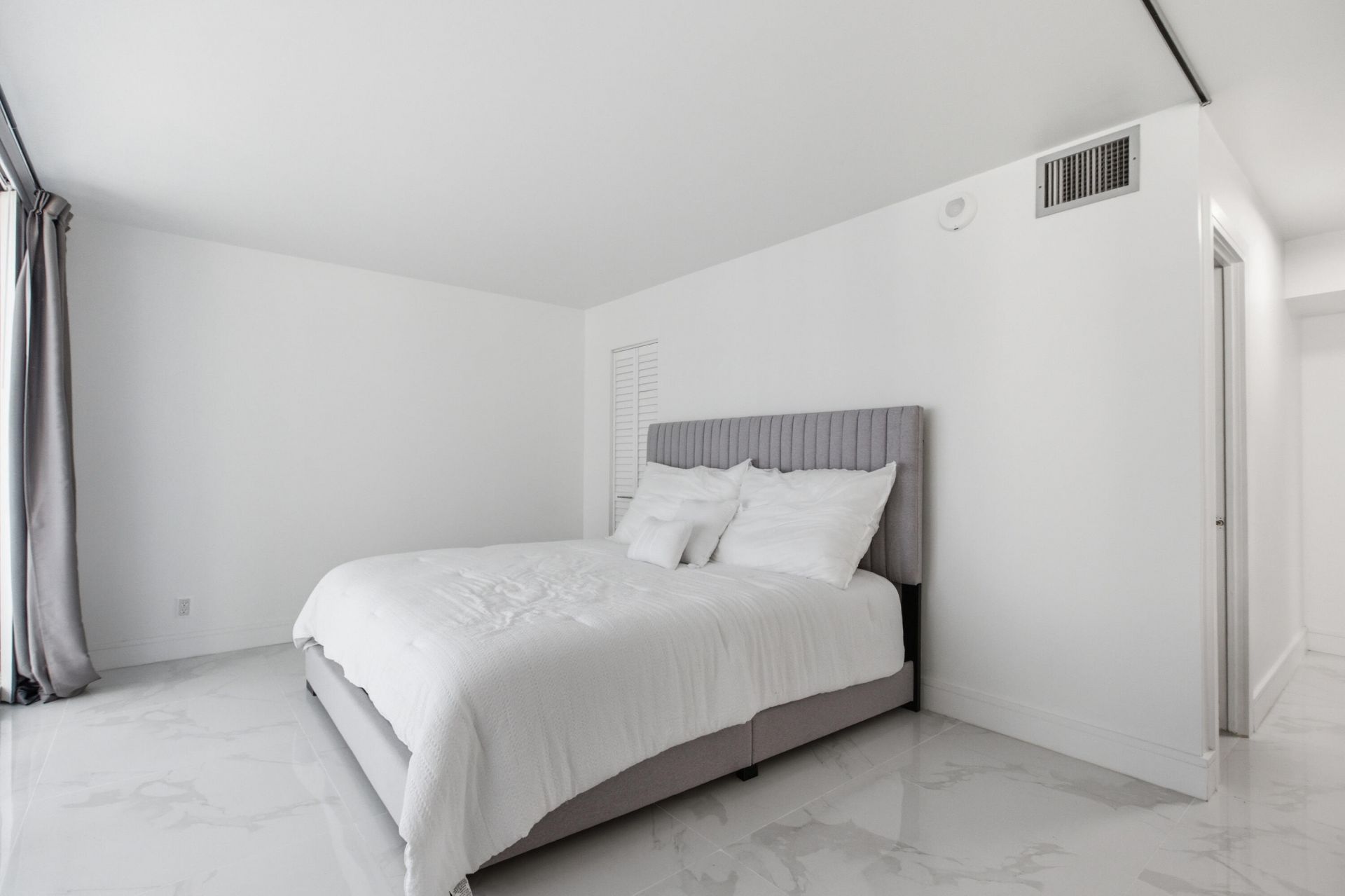 2101 S Ocean Drive, Unit 1507, Hollywood, FL 33019 Photo