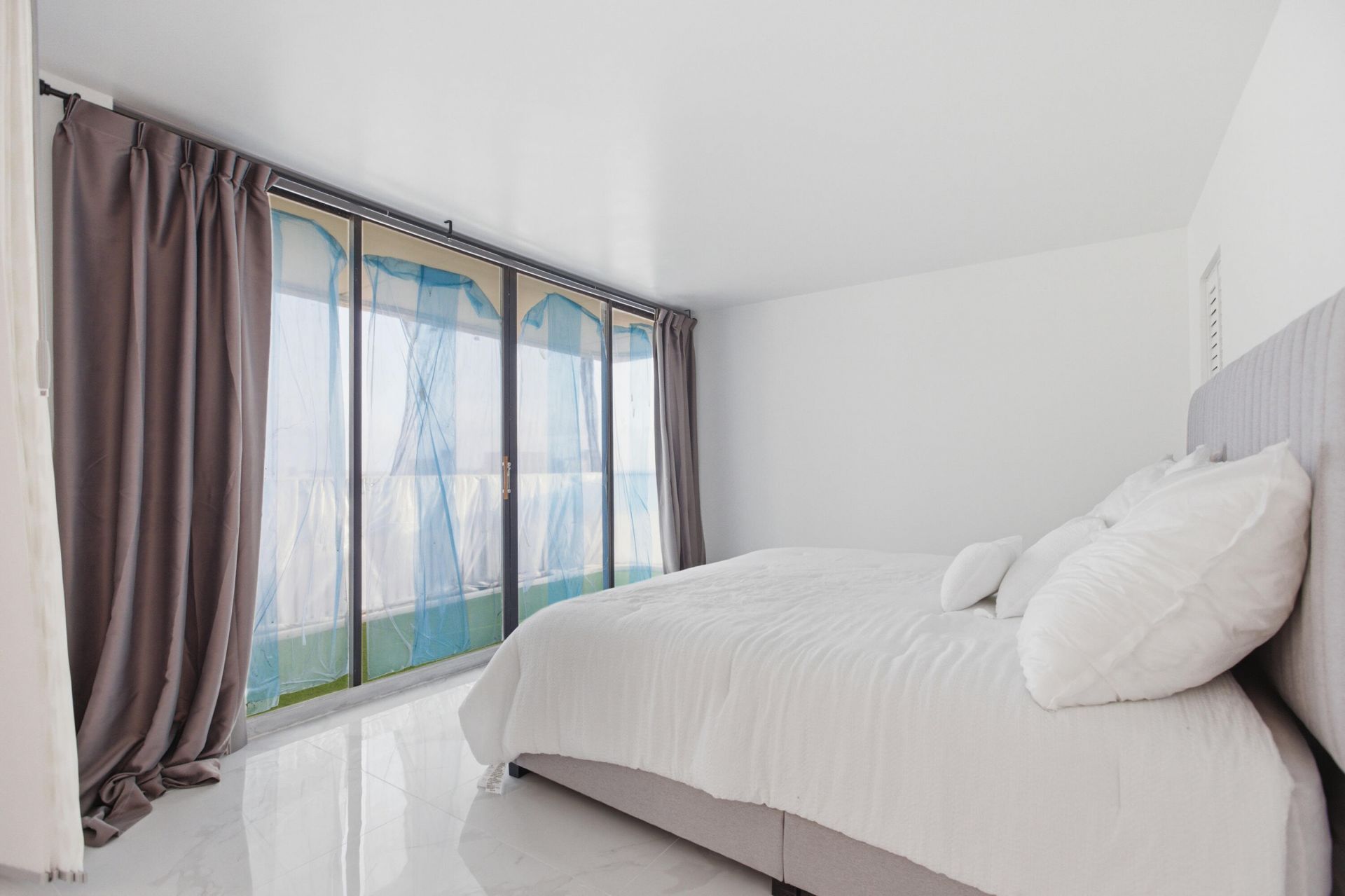 2101 S Ocean Drive, Unit 1507, Hollywood, FL 33019 Photo