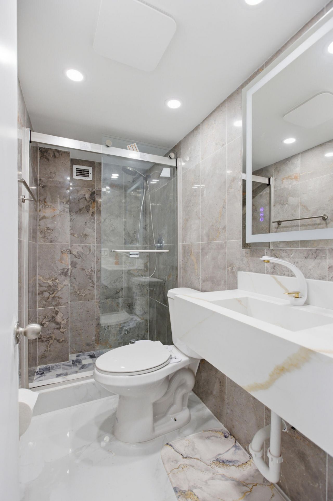 2101 S Ocean Drive, Unit 1507, Hollywood, FL 33019 Photo