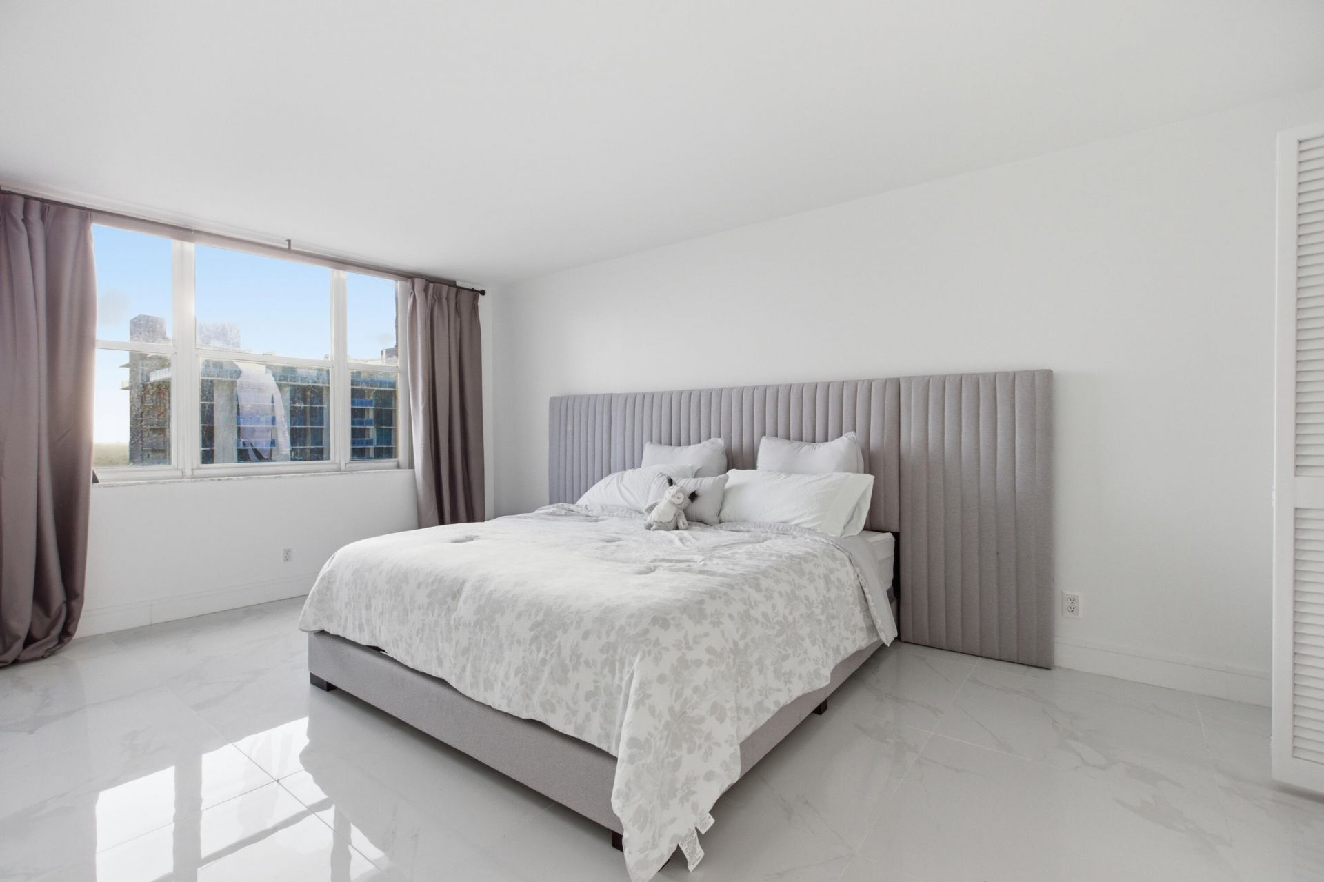 2101 S Ocean Drive, Unit 1507, Hollywood, FL 33019 Photo