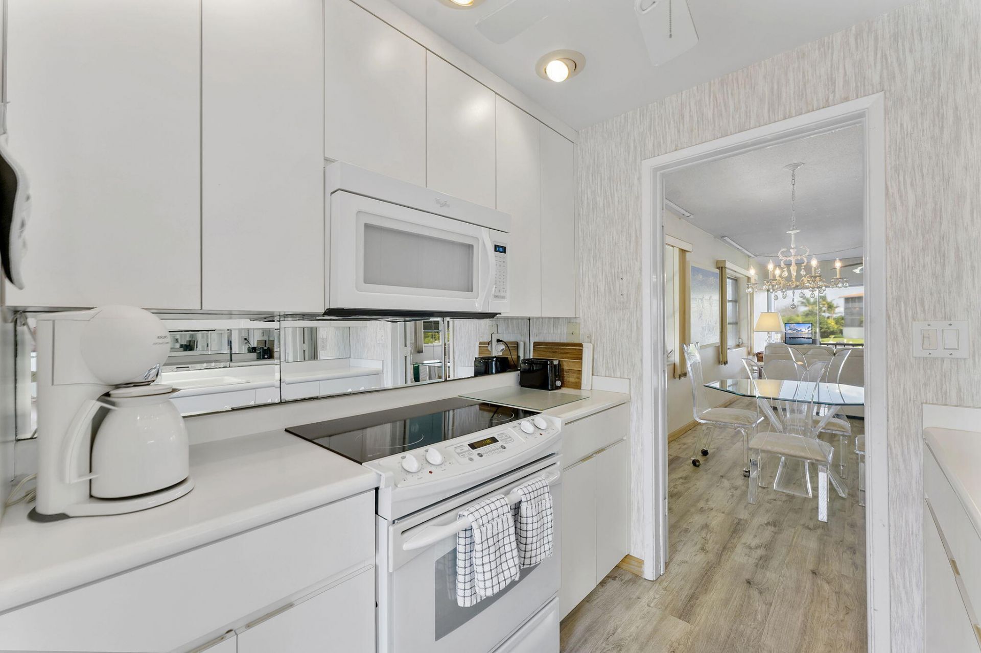 101 NE 19th Avenue, Unit 228, Deerfield Beach, FL 33441 Photo
