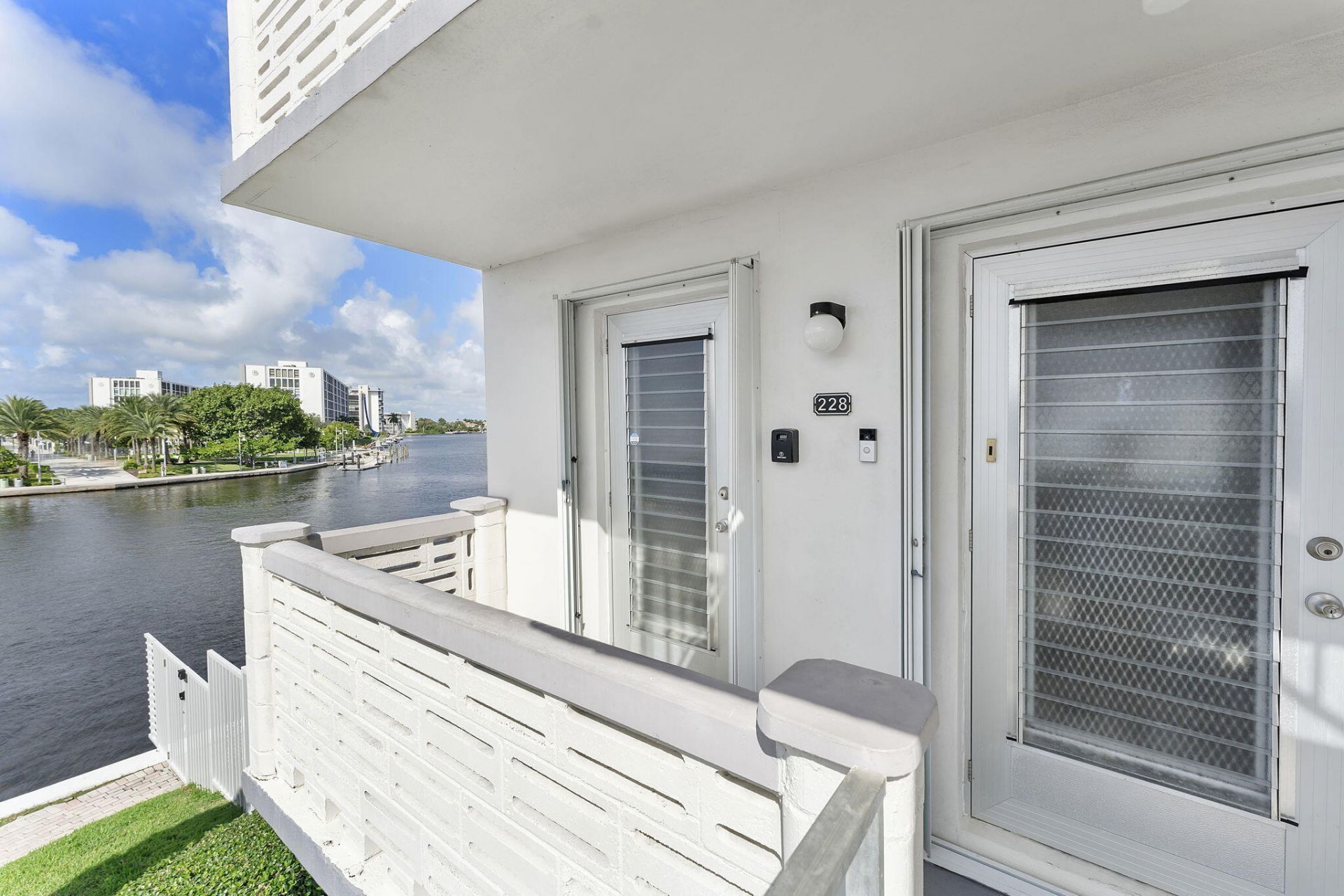 101 NE 19th Avenue, Unit 228, Deerfield Beach, FL 33441 Photo