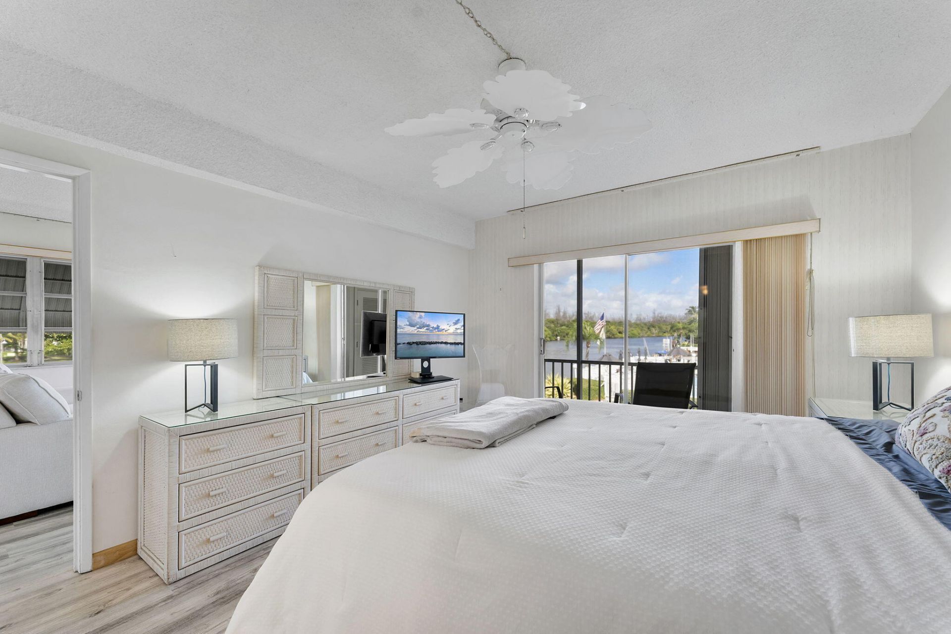101 NE 19th Avenue, Unit 228, Deerfield Beach, FL 33441 Photo