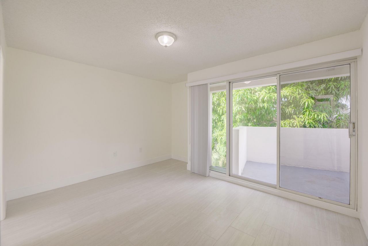 2100 Brickell Avenue, Unit 404, Miami, FL 33129 Photo
