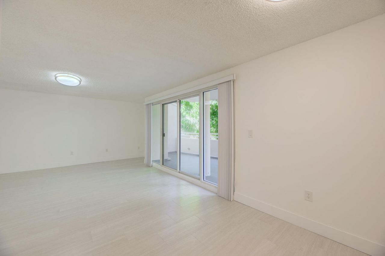 2100 Brickell Avenue, Unit 404, Miami, FL 33129 Photo