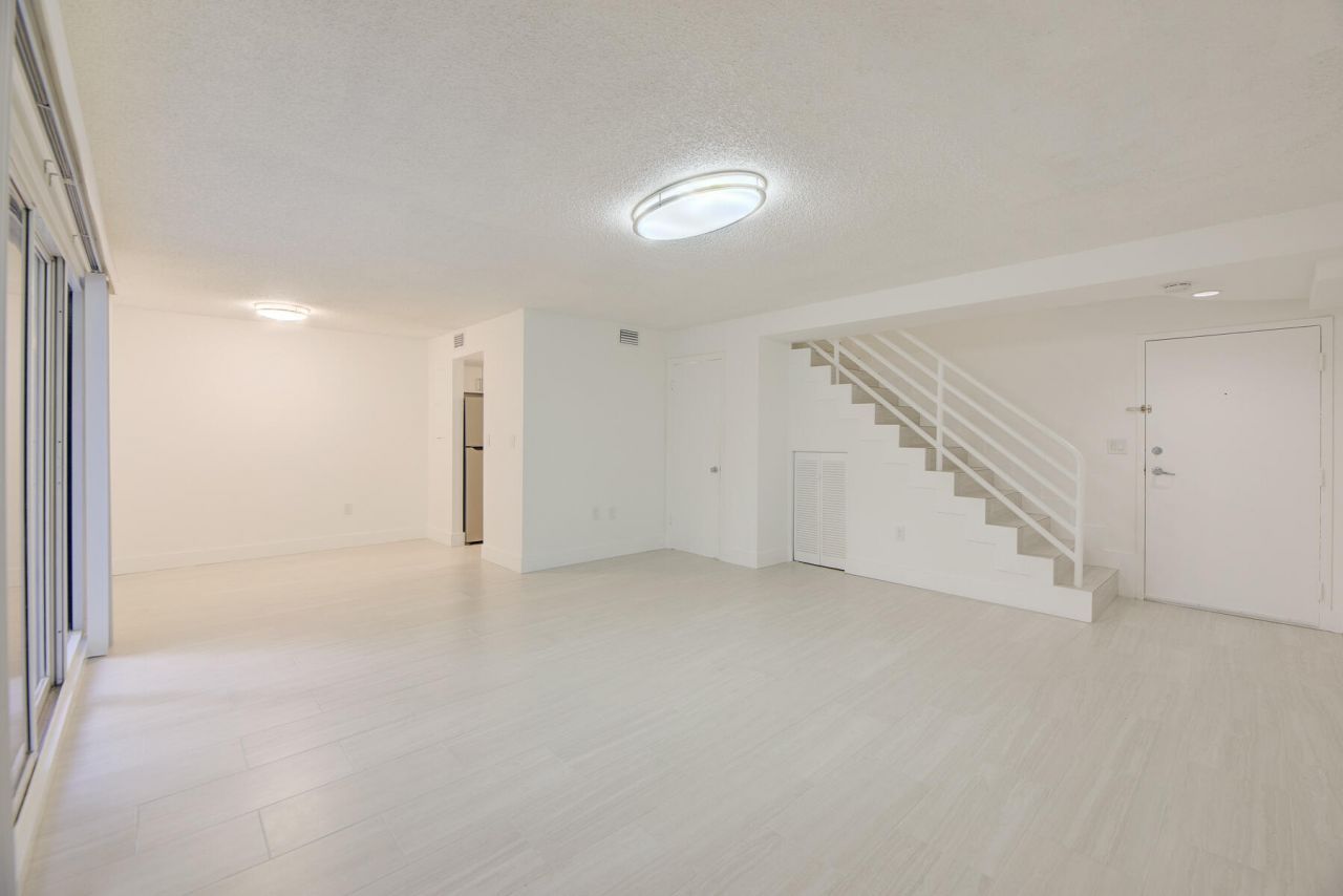 2100 Brickell Avenue, Unit 404, Miami, FL 33129 Photo