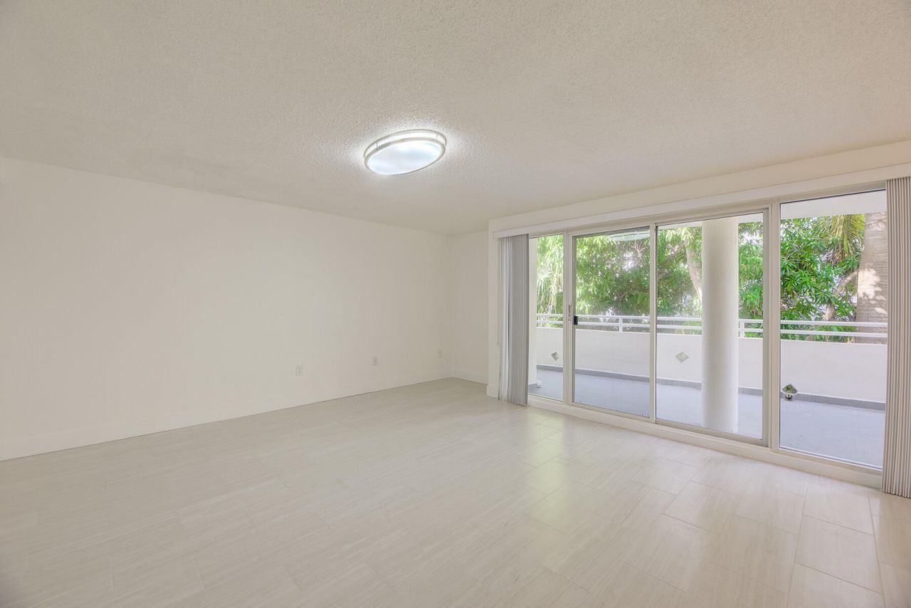 2100 Brickell Avenue, Unit 404, Miami, FL 33129 Photo