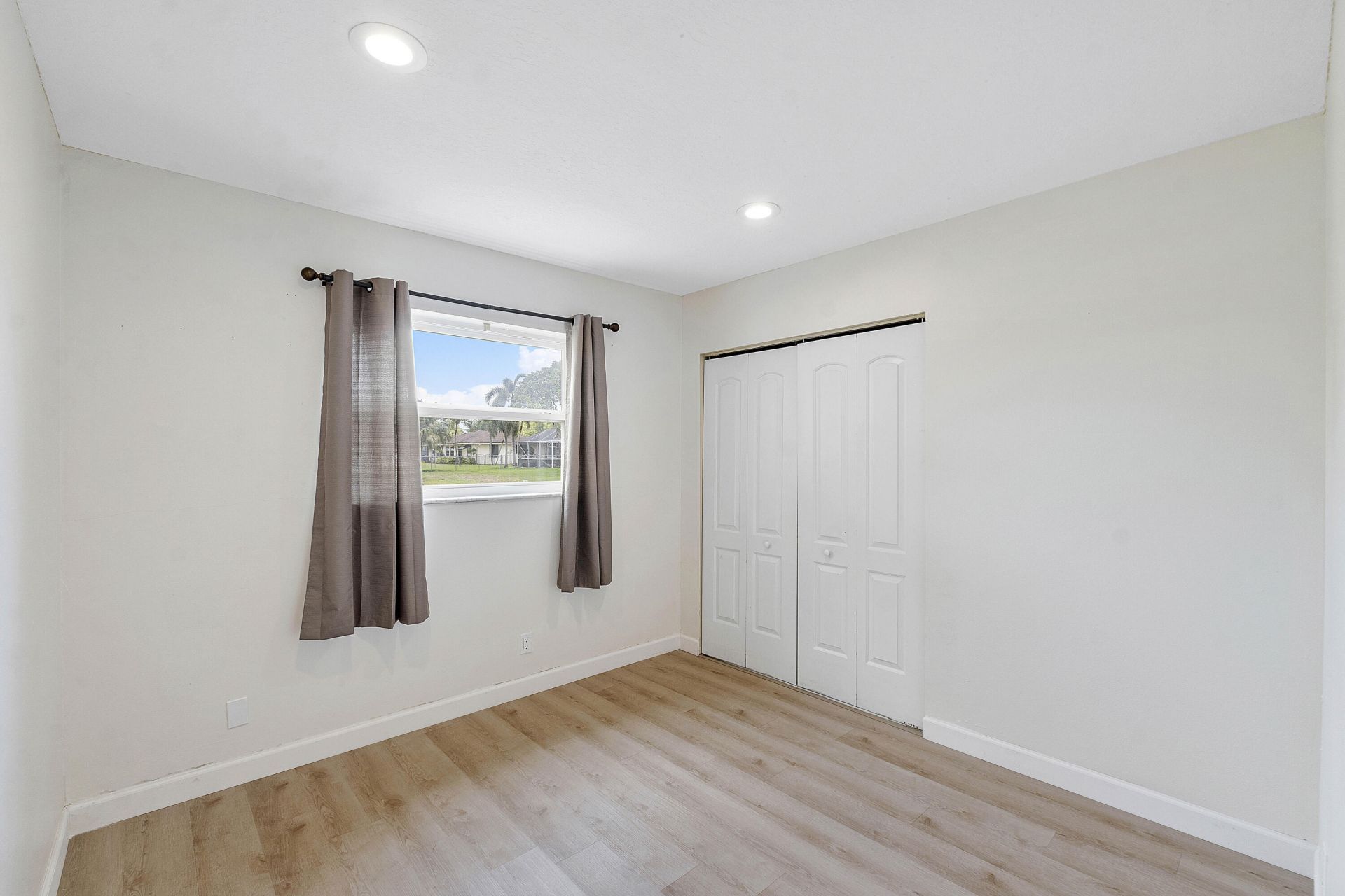 8095 St John Avenue W, Boynton Beach, FL 33472 Photo