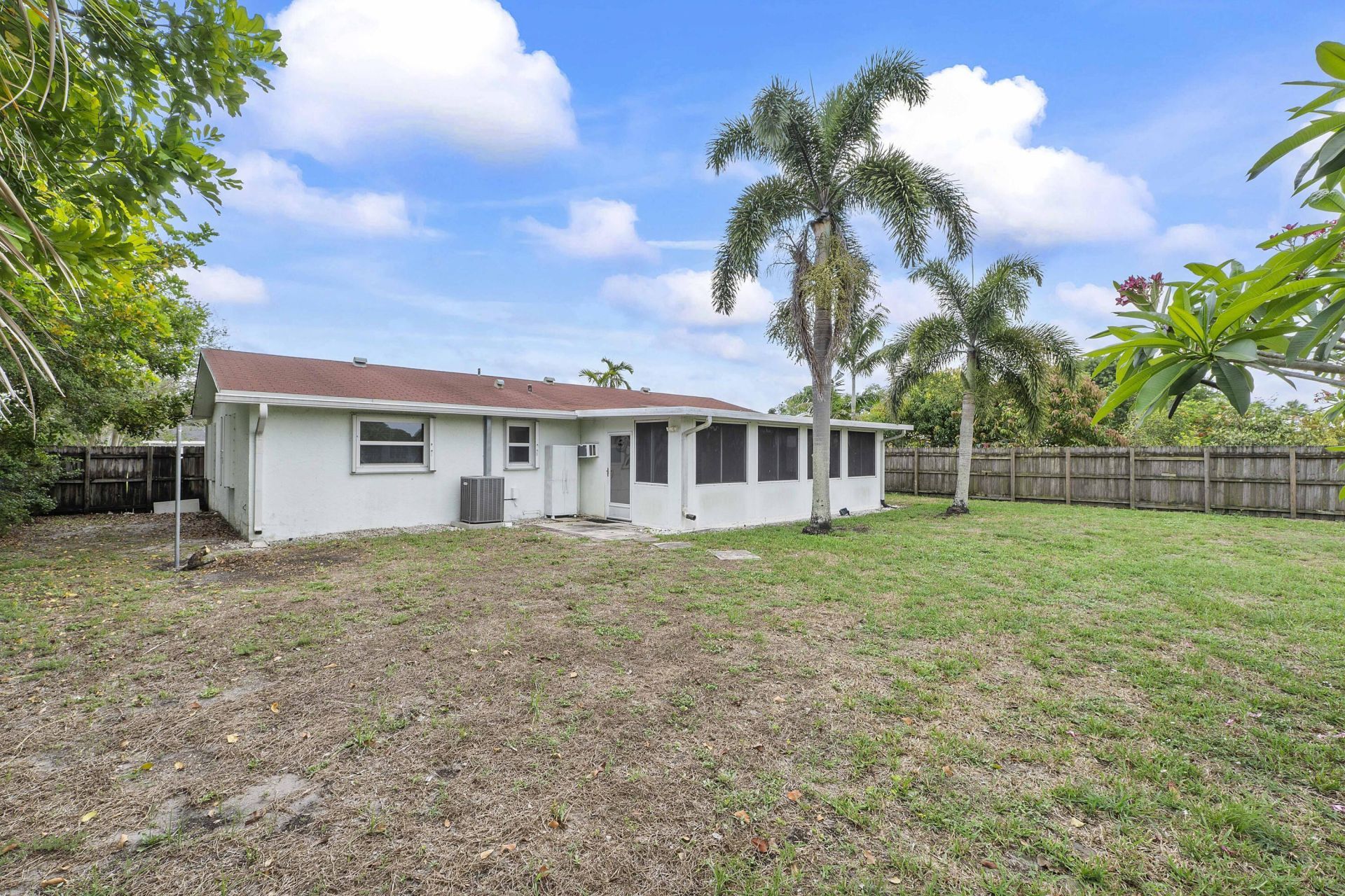 8095 St John Avenue W, Boynton Beach, FL 33472 Photo