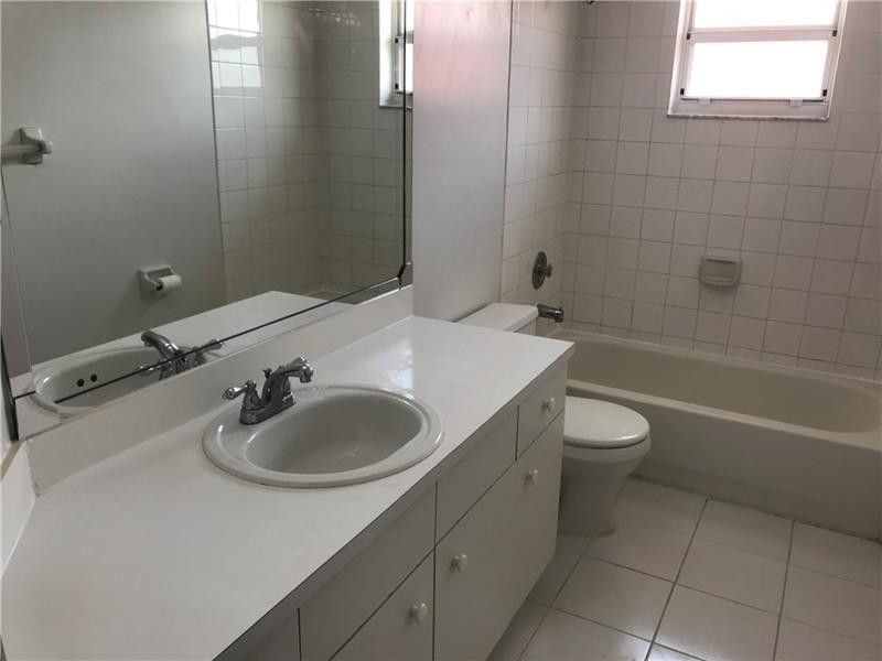 245 Via Milan Terrace, Davie, FL 33325 Photo